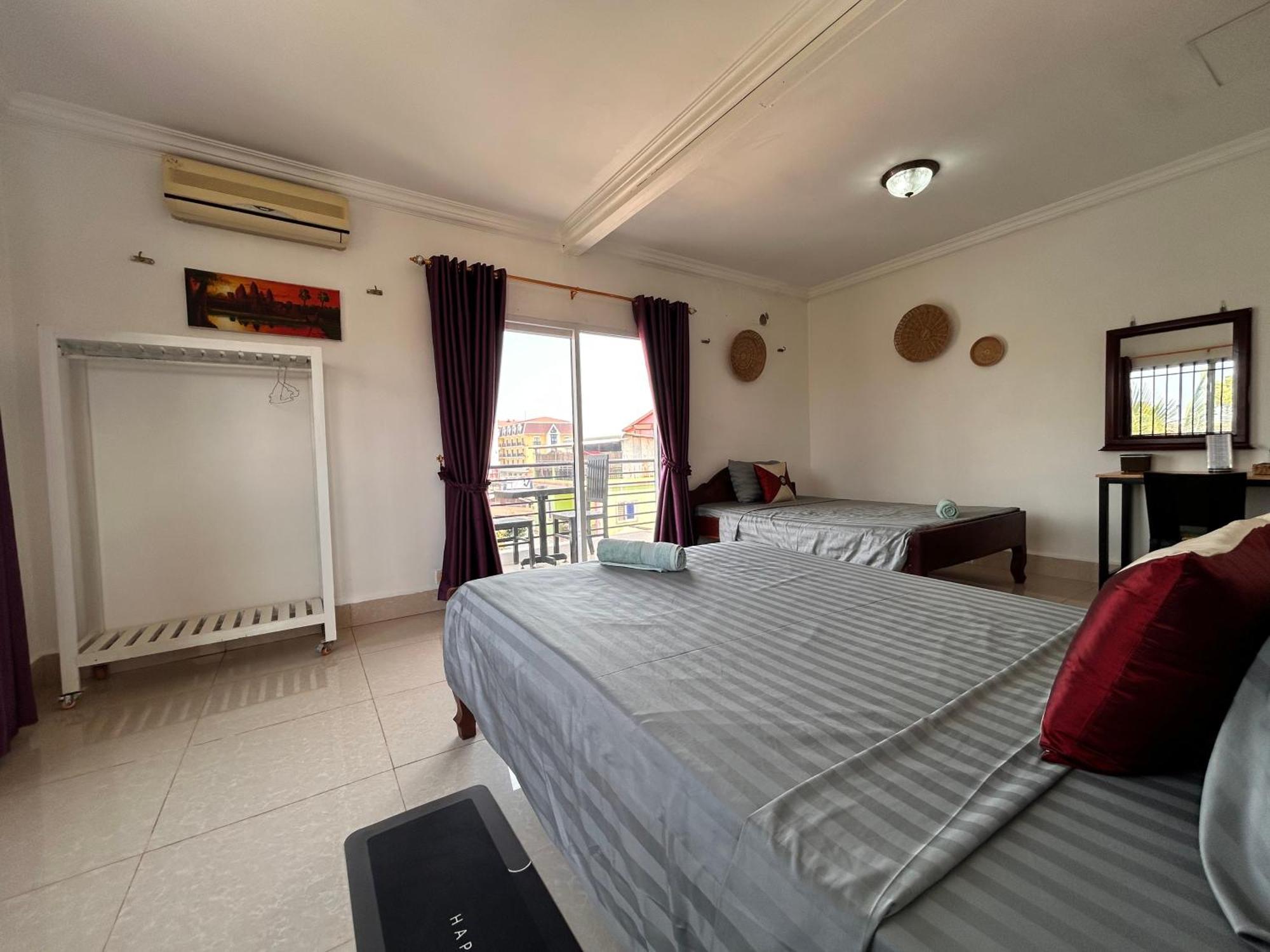 Bed & Bedzzz Hostel Siem Reap Exterior photo